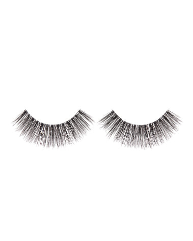 Salon Perfect Lash DNA 682 false eyelashes, featuring a full, fluttery design for monolid and deep-set eyes. Enhances eye shape naturally.