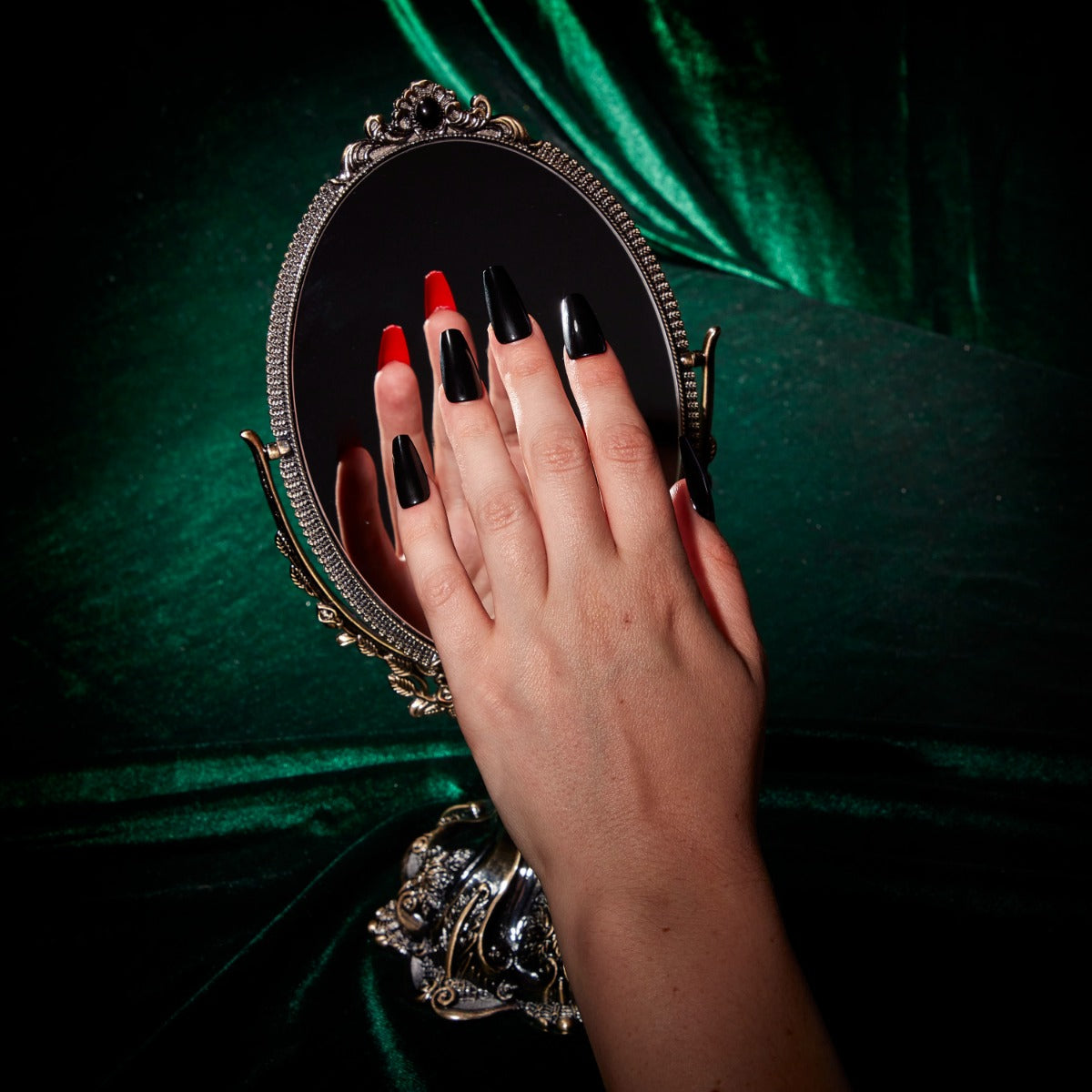 hand model with SALON PERFECT NAIL 231 BLACK LOUBOUTIN COFFIN 